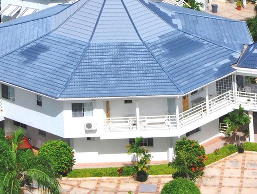 Holiday Haven Resort And Banquet Hall Runaway Bay Exterior foto