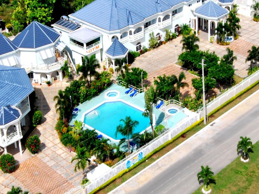 Holiday Haven Resort And Banquet Hall Runaway Bay Exterior foto